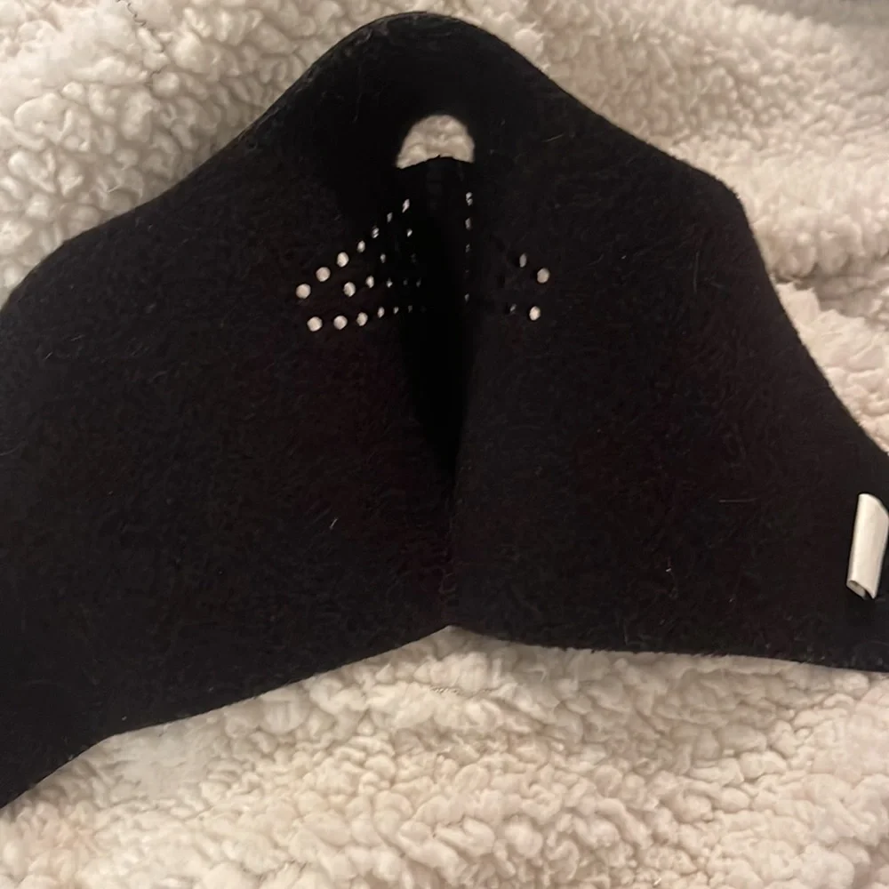 Kid’s x-small ski mask. Brand - Seirus
